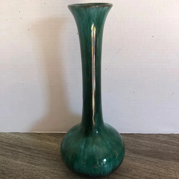 Vtg Blue Mountain Pottery  11” Vase - Picture 4 of 9